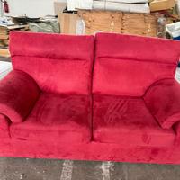 Divani diversi modelli e colori