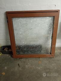 Finestra in alluminio