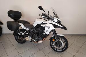 Benelli TRK 502 come nuova con tris bauletti nuovi