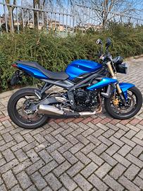 triump 675