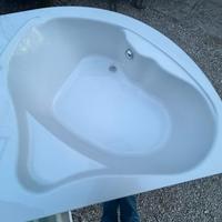 Vasca da bagno angolare