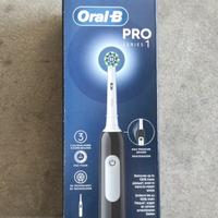 Spazzolino elettrico Oral b pro 1