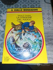 libro il giallo Mondadori n 2124