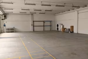 Immobile di 580 m² con 2 locali a Veggiano