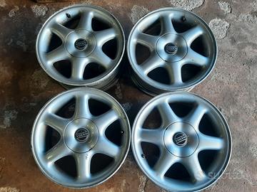 Cerchi in lega Volvo 850