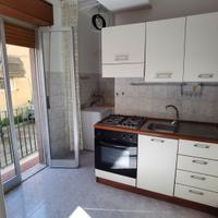 Casa arredata per pensionati/pendolari no disabili