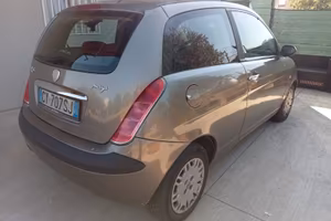 Lancia Ypsilon 1300 Multijet