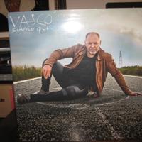 COFANETTO VASCO ROSSI SIAMO QUI ( OMAGGIO FUMETTO