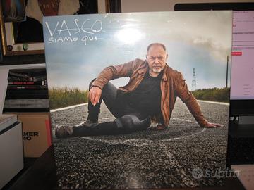 COFANETTO VASCO ROSSI SIAMO QUI ( OMAGGIO FUMETTO