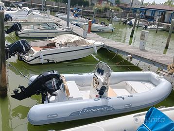 Gommone Capelli Tempest 505 con Mercury 40/60