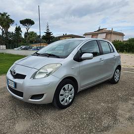 2009 TOYOTA yaris 1.0 benzina 69cv