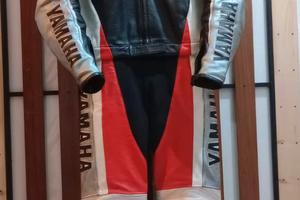 Tuta Dainese serie Yamaha MT