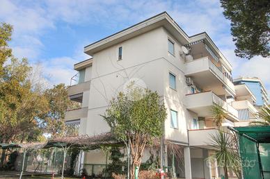 3 LOCALI A SAN BENEDETTO DEL TRONTO