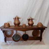 MENSOLA CON CON 9 PEZZI IN RAME 