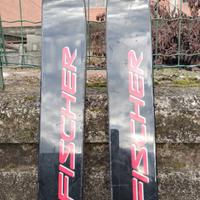 sci, attacchi e bastoncini 