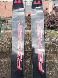 sci, attacchi e bastoncini 