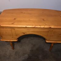Divano Stile provenzale +Scrivani con Sedia abbina