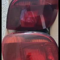 FANALI POSTERIORI TOYOTA YARIS 