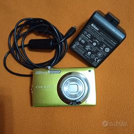 Nikon Coolpix S3000 - VERDE LIMITED EDITION