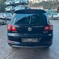 Volkswagen tiguan 5n posteriore completo