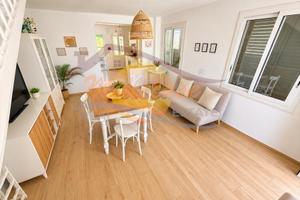 Villa fanusa mare, ristrutturata RIF3031