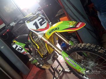 Motocross Suzuk RM-Z 250 - Scarico Akrapovic