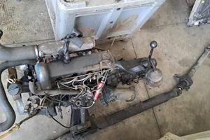 Motore mercedes 2400 Diesel e cambio 5 marce