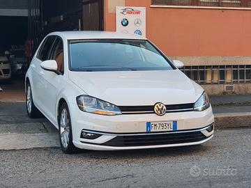 VOLKSWAGEN Golf 1.6 TDI 115CV DSG 5p. Highline BMT