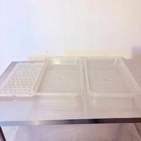2 Bacinelle CAMBRO GN 1/1 + Accessorio