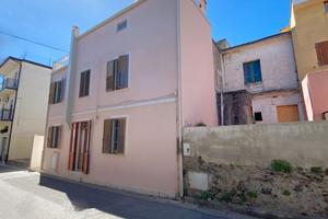 Casa indipendente ristrutturata