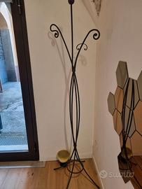 Appendiabiti in ferro battuto