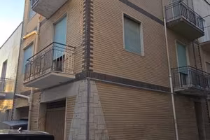 Luminoso appartamento su due livelli