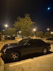 Mercedes E240 V6 scritta Asi
