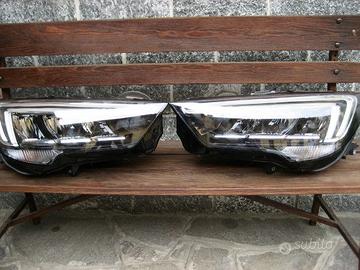 Fari per Opel Crossland X P17 1.2 (08, 68) - 1.2 