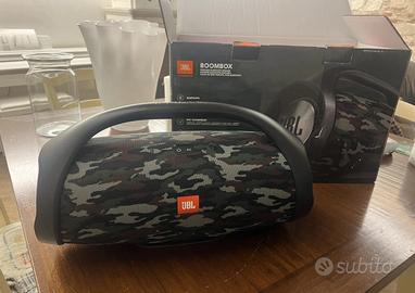 JBL BoomBox