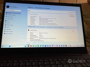 Pc portatile praticamente nuovo
