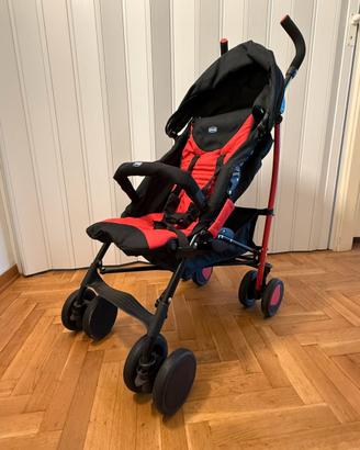 Passeggino pieghevole CHICCO.