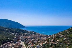 Casa vacanza Liguria 20 posti piscina giardino