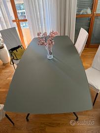 Tavolo design Rimadesio Manta