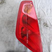 FANALE POSTERIORE DX A LED INTEGRATO NEL PORTELLON