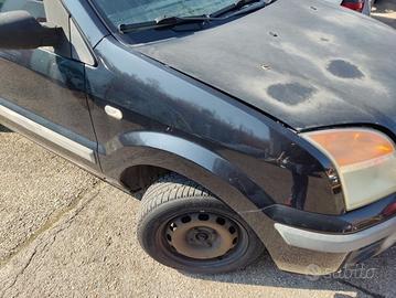 Parafango destro FORD FUSION del 2006