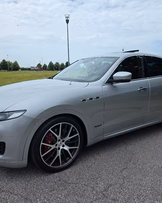 maserati levante sq4 MOTORE FERRARI 