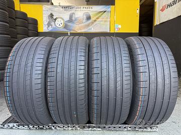 4 Gomme Pirelli 245/35R20 95Y Estive 85-90%residui
