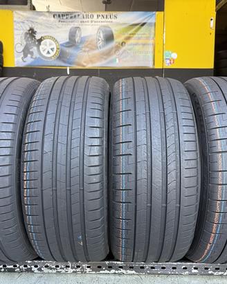 4 Gomme Pirelli 245/35R20 95Y Estive 85-90%residui