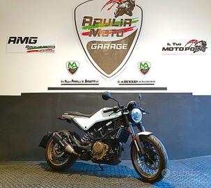 Husqvarna Vitpilen 401 - 2023 (soli 1700 KM)