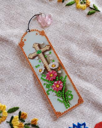 Segnalibro con croce 3€ –idea delicata e simbolica