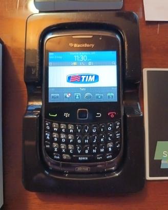 BLACKBERRY Curve 9300 BlackBerry Smartphone vintag