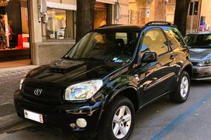 Toyota  RAV 4