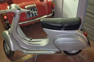 Vespa 50 special