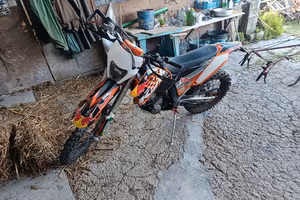 KTM 250 4t exc targato 
